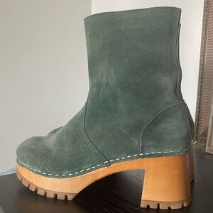 Swedish Hasbeens Green Suede Teddy Boots, EU 38 US Women's 8B M, Authentic, NWOT